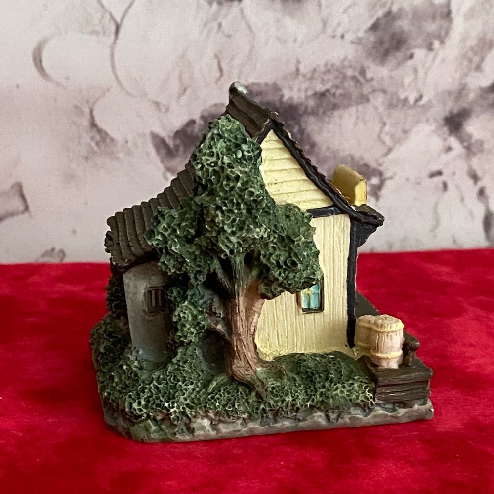 Vintage Collectible City Marshall’s Office Miniature - Picture 6 of 9